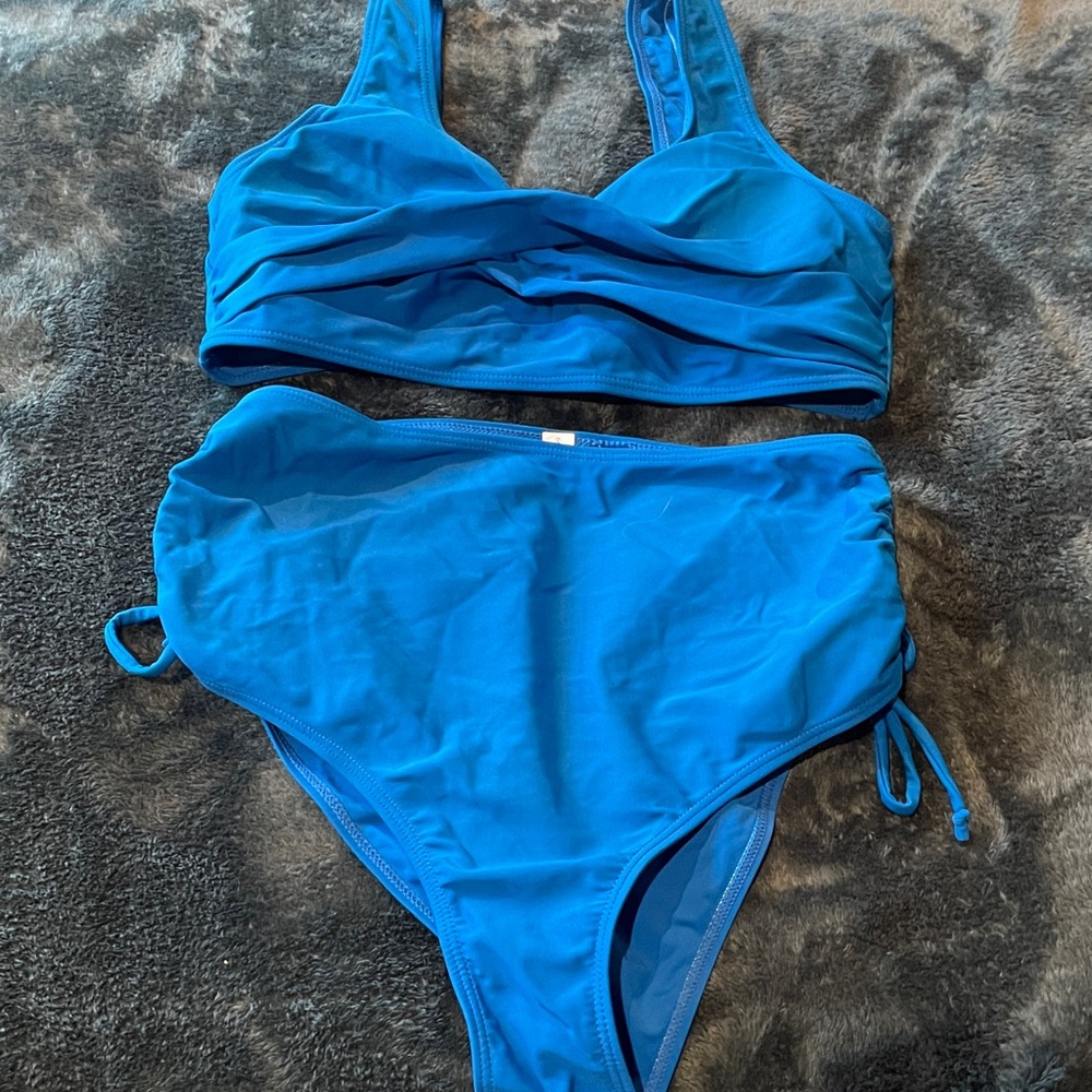 Amazon Women's Blue Bikini Set